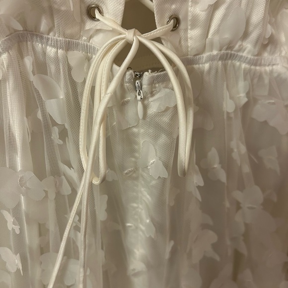 Lulu's 3D Butterfly White Lace Formal Midi Dress Large - Picture 9 of 10